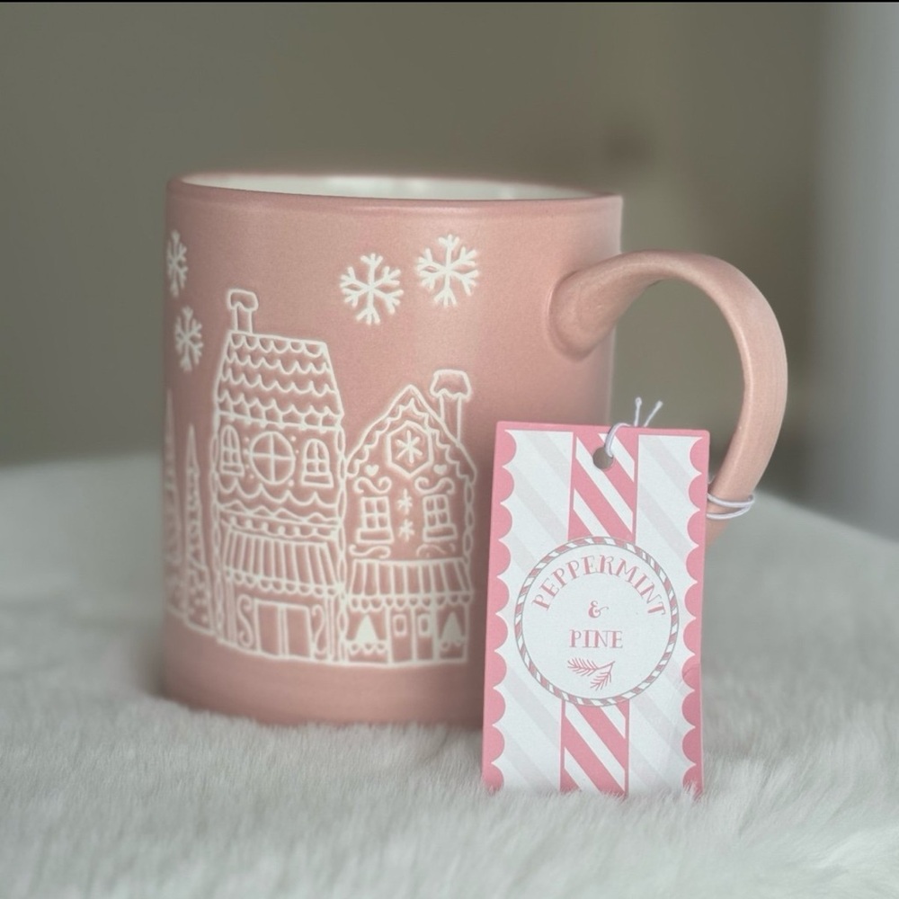 *NEW* Peppermint & Pine Pink Pastel Gingerbread House Mug